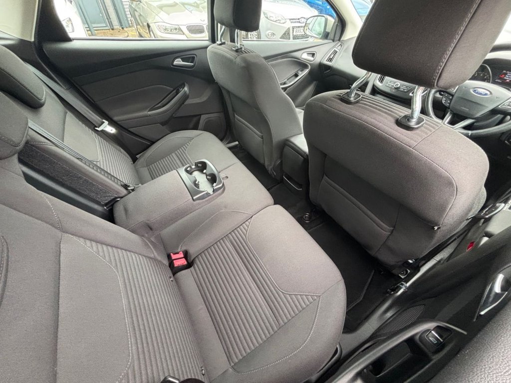 2015 Ford Focus — image 38