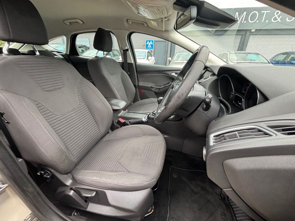 2015 Ford Focus — image 39