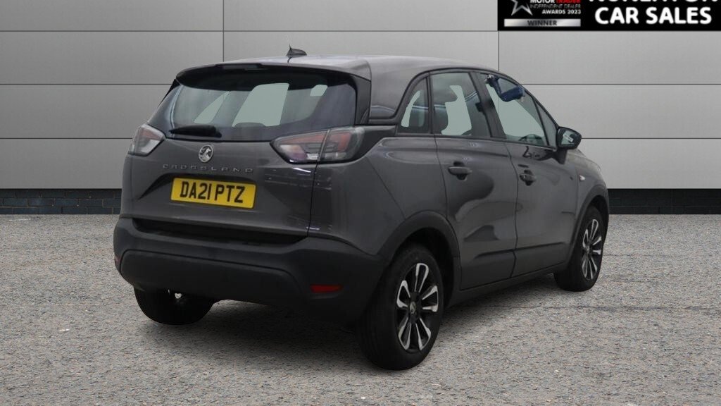 2021 Vauxhall Crossland — image 2