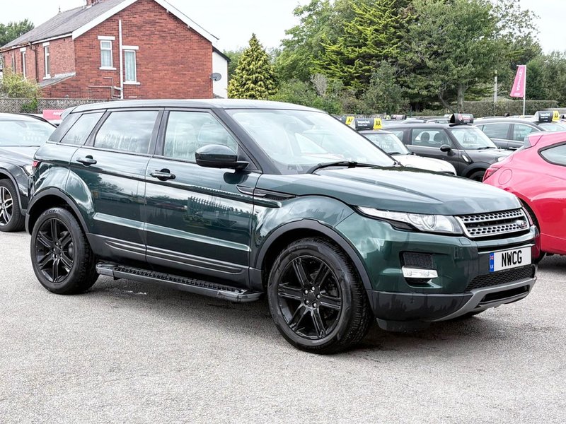 2014 Land Rover Range Rover Evoque in green — photo 2 of 21