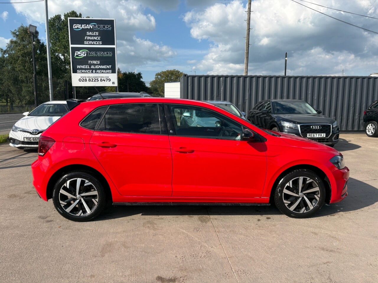 2019 VOLKSWAGEN POLO 1.0 EVO beats Hatchback 5dr Petrol Manual Euro 6 (s/s) (65 ps) - vehicle photo 2 for sale on PureCar
