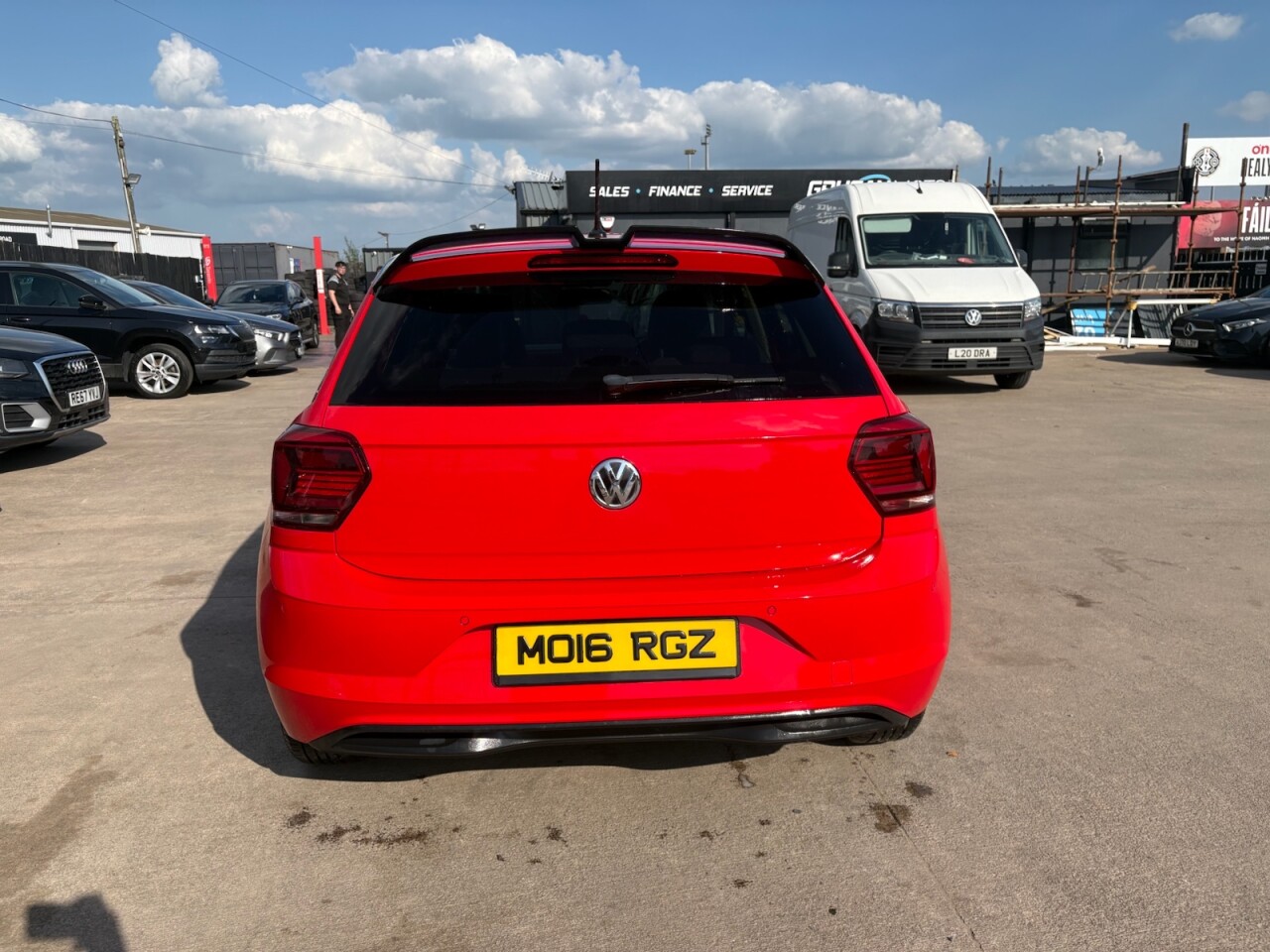 2019 VOLKSWAGEN POLO 1.0 EVO beats Hatchback 5dr Petrol Manual Euro 6 (s/s) (65 ps) - vehicle photo 4 for sale on PureCar