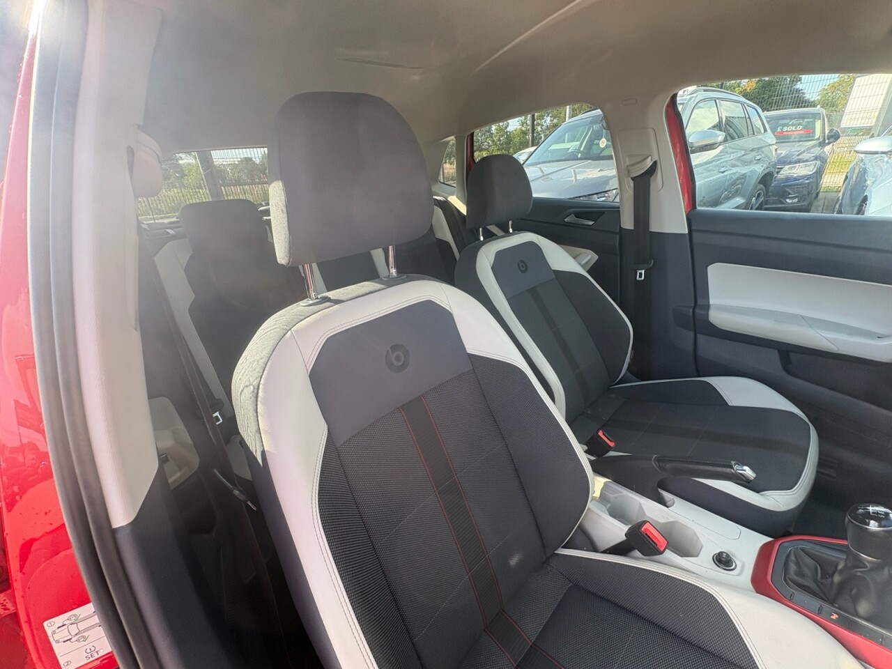 2019 VOLKSWAGEN POLO 1.0 EVO beats Hatchback 5dr Petrol Manual Euro 6 (s/s) (65 ps) - vehicle photo 8 for sale on PureCar