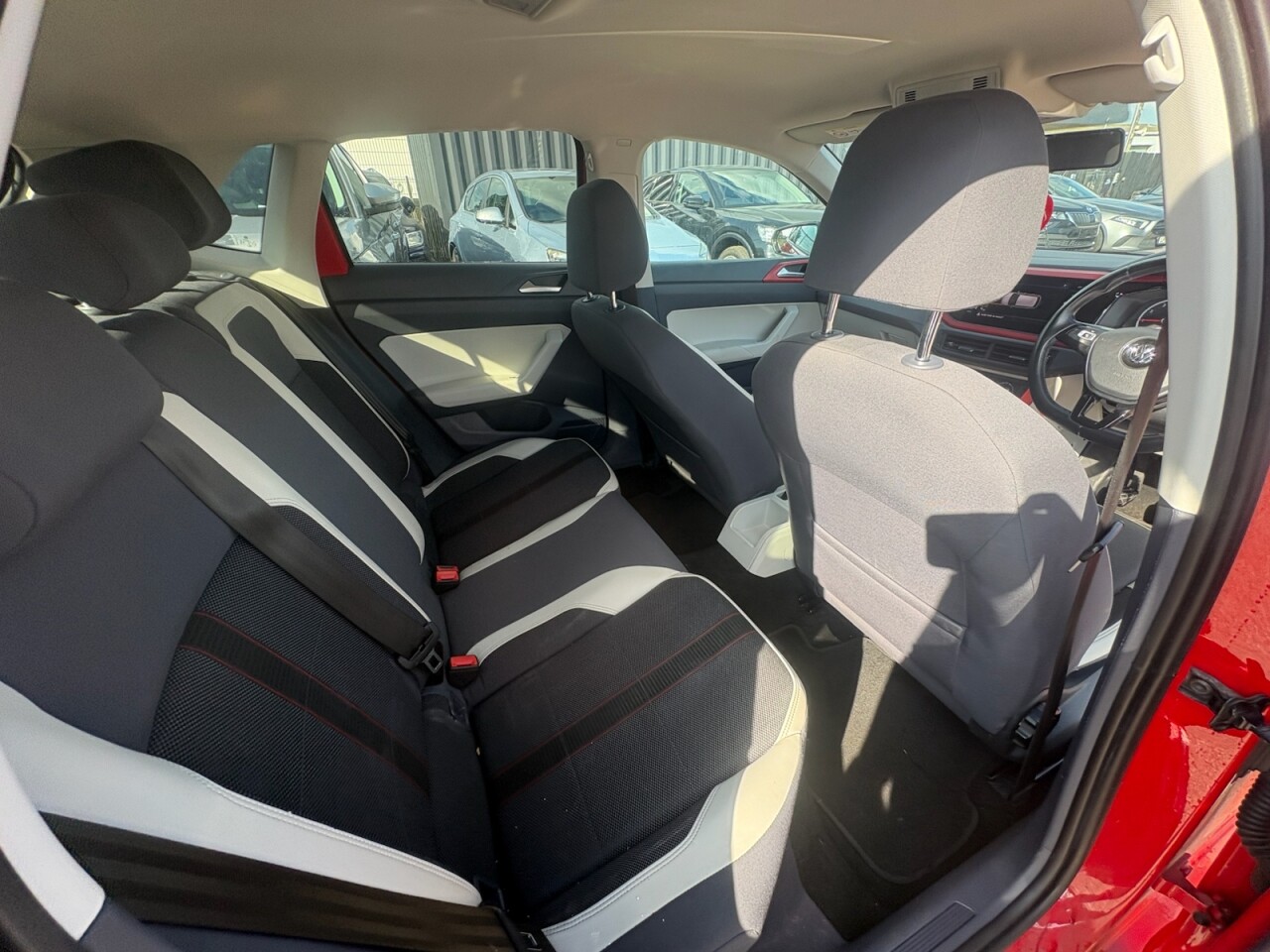 2019 VOLKSWAGEN POLO 1.0 EVO beats Hatchback 5dr Petrol Manual Euro 6 (s/s) (65 ps) - vehicle photo 10 for sale on PureCar