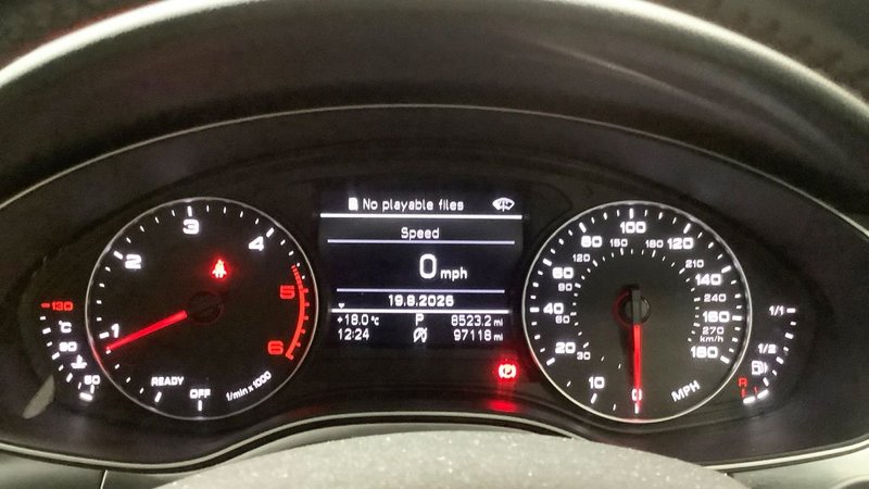 2018 Audi A6 Avant in black — photo 10 of 11