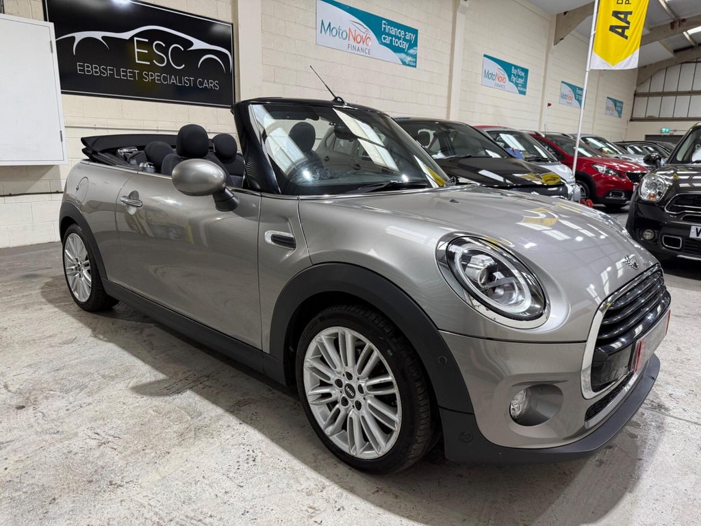 2018 MINI Convertible