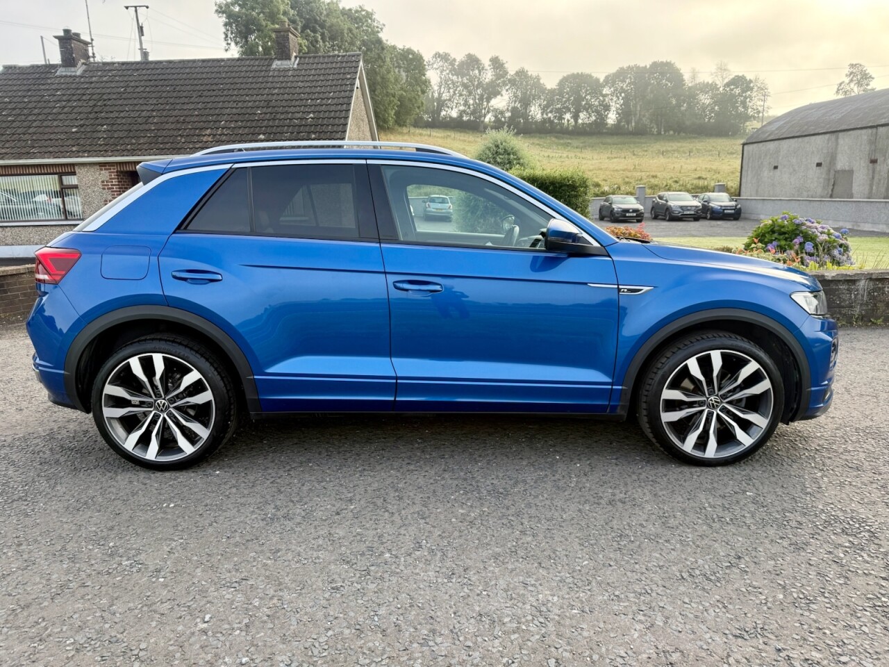 2021 VOLKSWAGEN T-ROC 2.0 TDI EVO R-Line Diesel DSG AUTO 150BHP - vehicle photo 2 for sale on PureCar