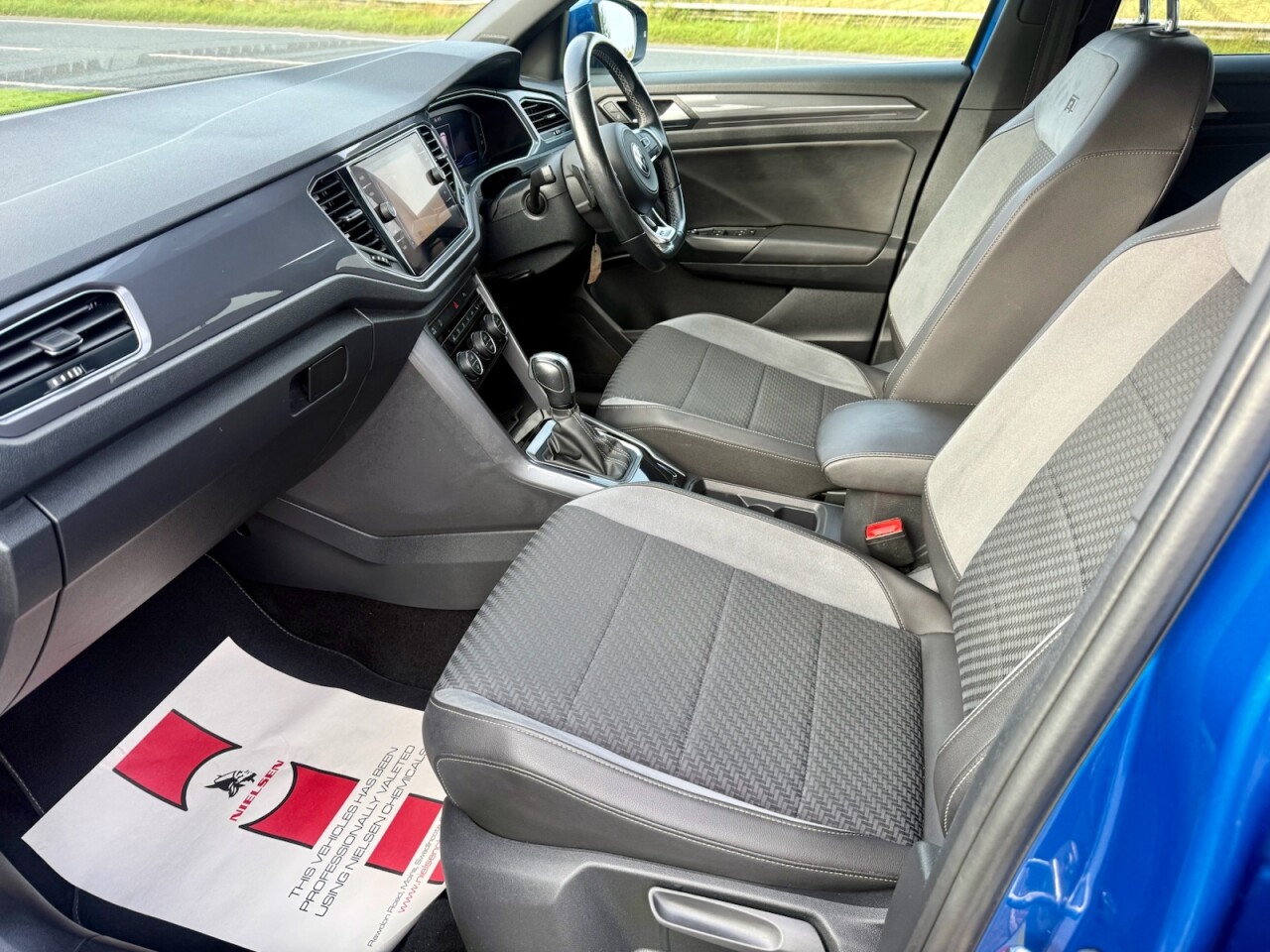 2021 VOLKSWAGEN T-ROC 2.0 TDI EVO R-Line Diesel DSG AUTO 150BHP - vehicle photo 7 for sale on PureCar