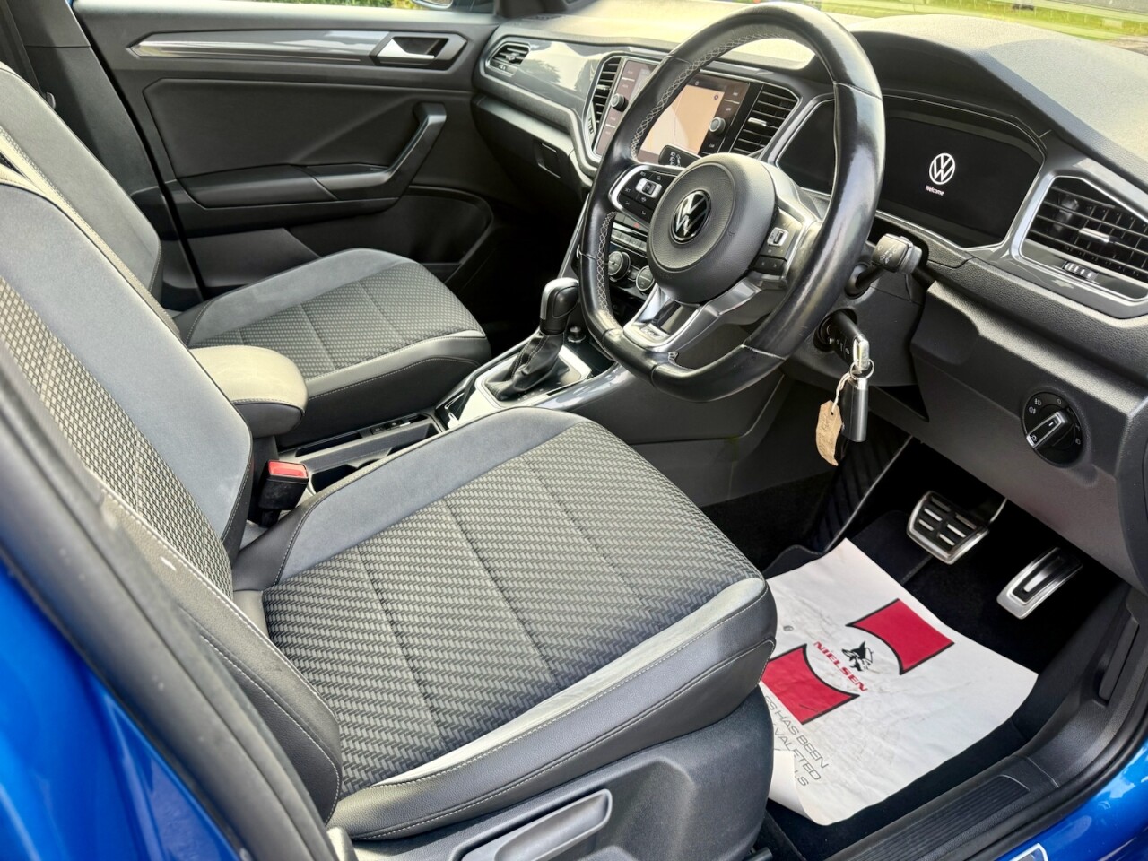2021 VOLKSWAGEN T-ROC 2.0 TDI EVO R-Line Diesel DSG AUTO 150BHP - vehicle photo 8 for sale on PureCar