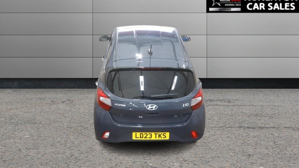 2023 Hyundai i10 — image 4