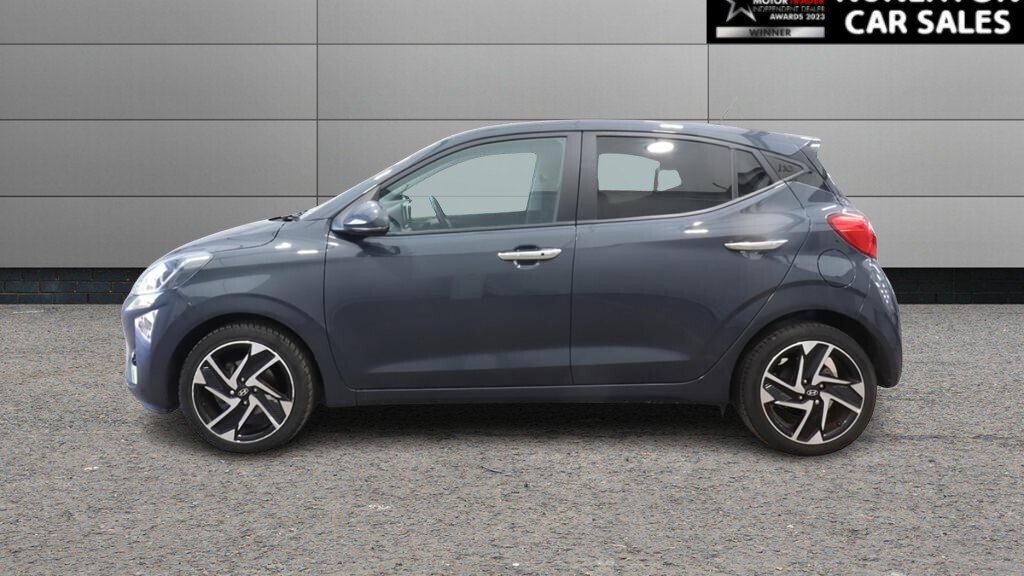 2023 Hyundai i10 — image 6