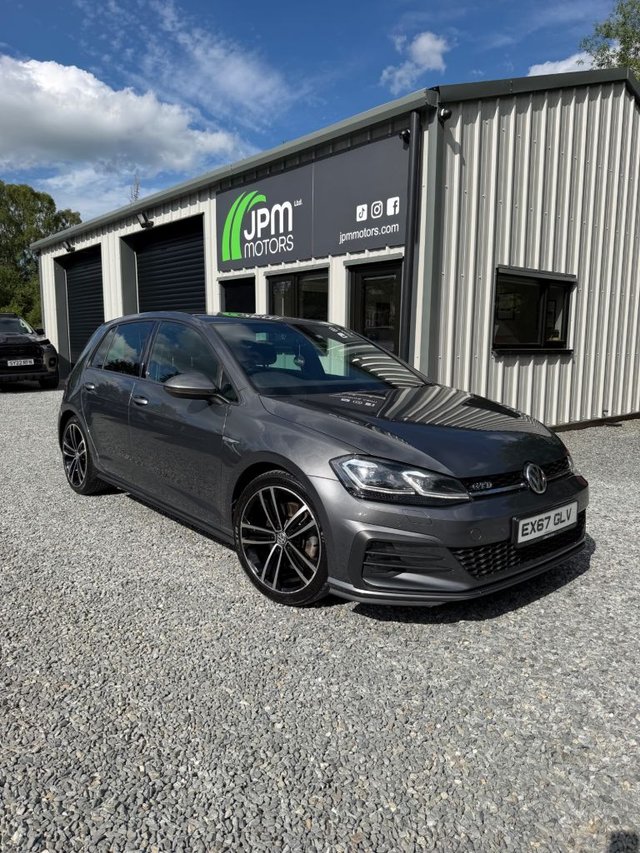 2017 Volkswagen GOLF
