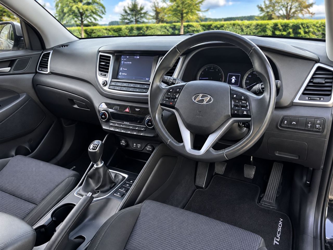 2016 HYUNDAI TUCSON 1.7 CRDi Blue Drive SE Nav SUV 5dr Diesel Manual Euro 6 (s/s) (116 ps) - vehicle photo 4 for sale on PureCar