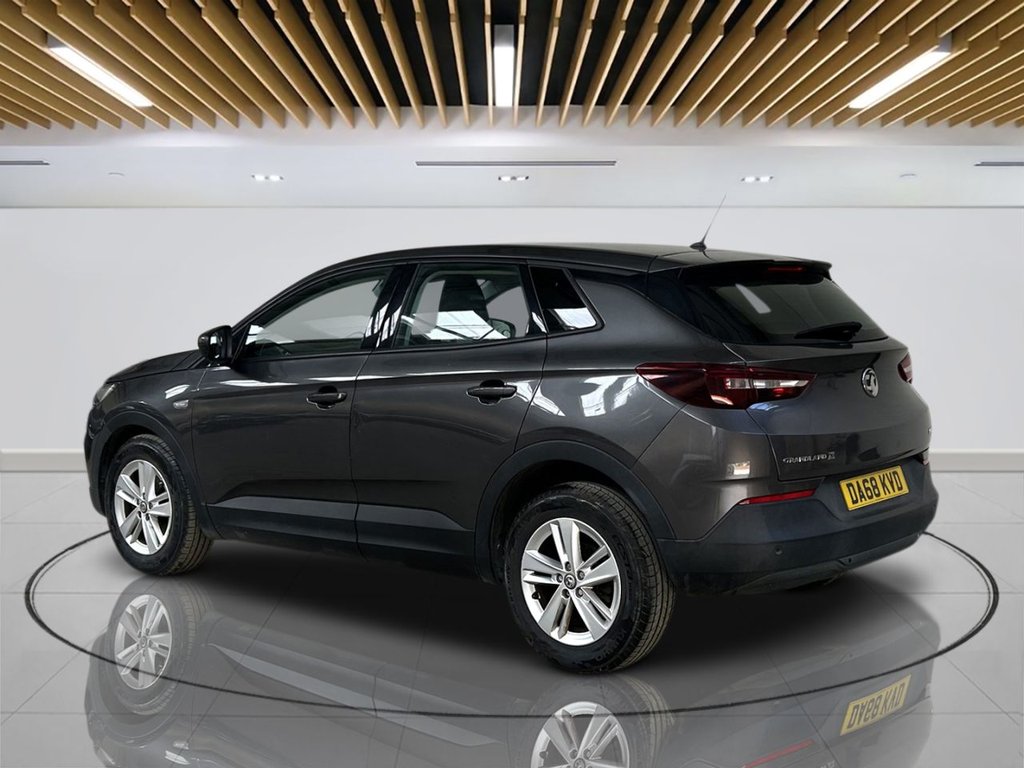2019 Vauxhall Grandland X — image 4