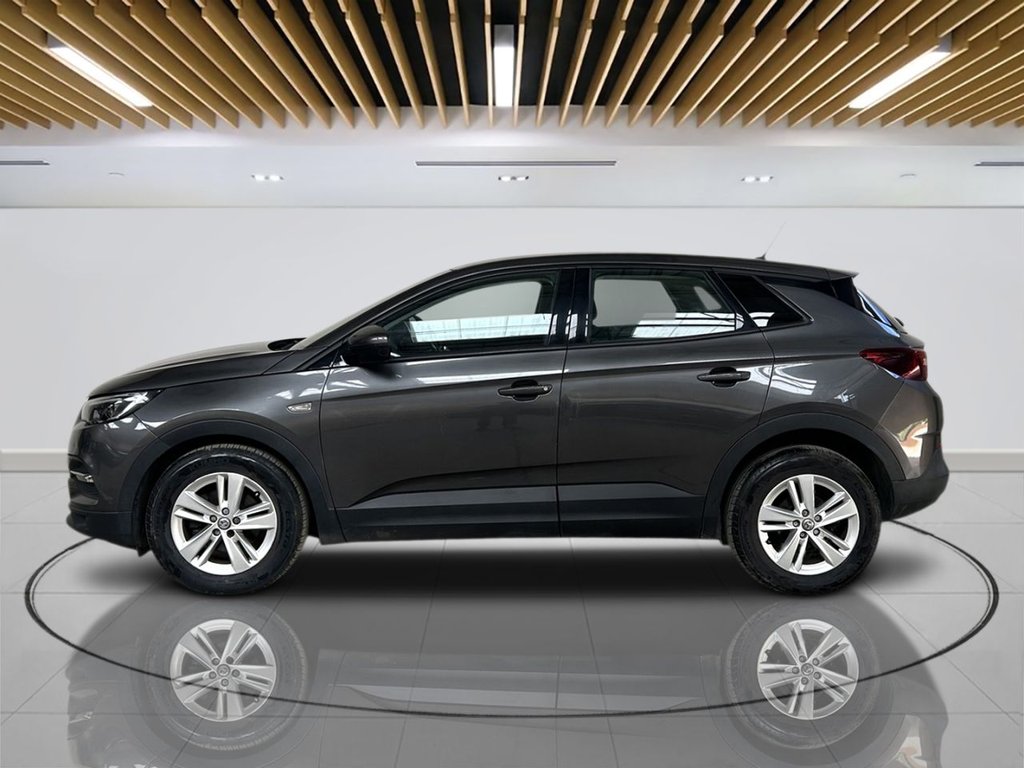 2019 Vauxhall Grandland X — image 3
