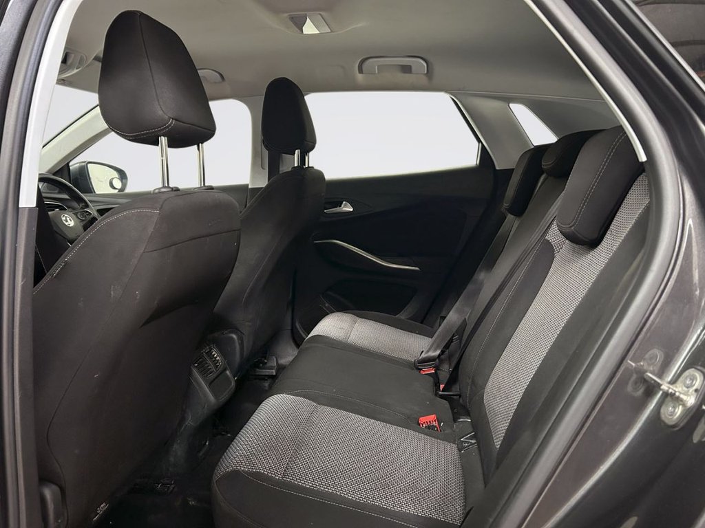 2019 Vauxhall Grandland X — image 9