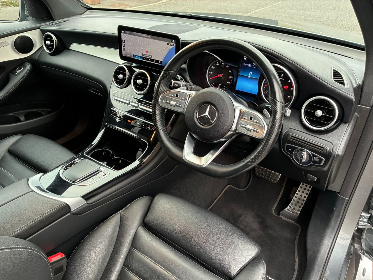 2022 MERCEDES GLC 2.0 GLC220d AMG Line SUV 5dr Diesel G-Tronic+ 4MATIC Euro 6 (s/s) (194 ps) - vehicle photo 8 for sale on PureCar