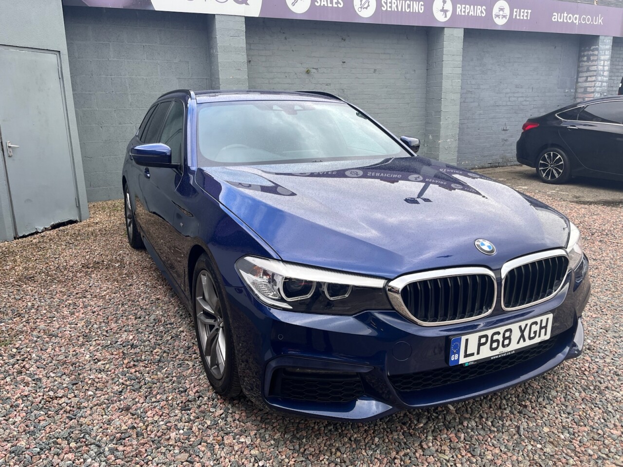 2018 BMW 5 SERIES 2.0 520d M Sport Touring 5dr Diesel Auto Euro 6 (s/s) (190 ps) - vehicle photo 39 for sale on PureCar