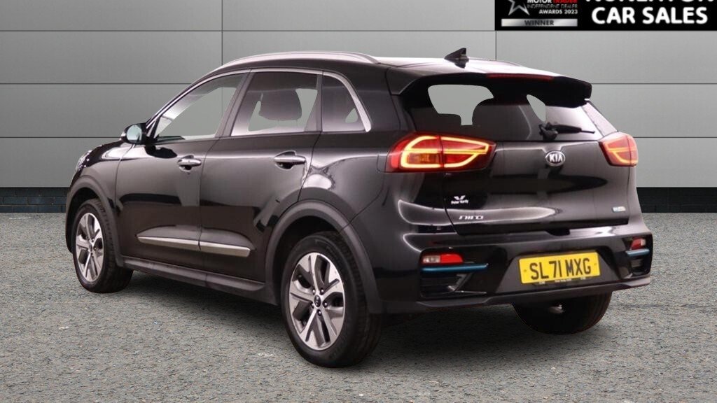 2022 Kia Niro — image 3