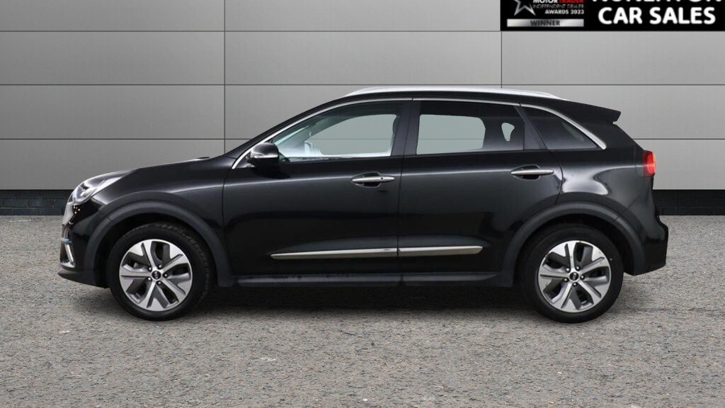 2022 Kia Niro — image 4