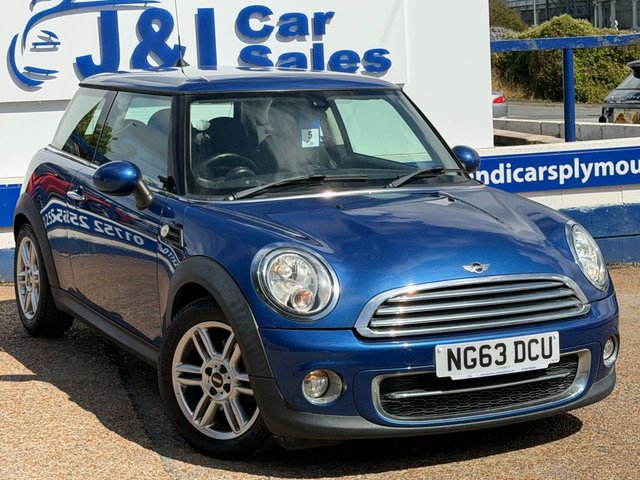 2014 MINI HATCH