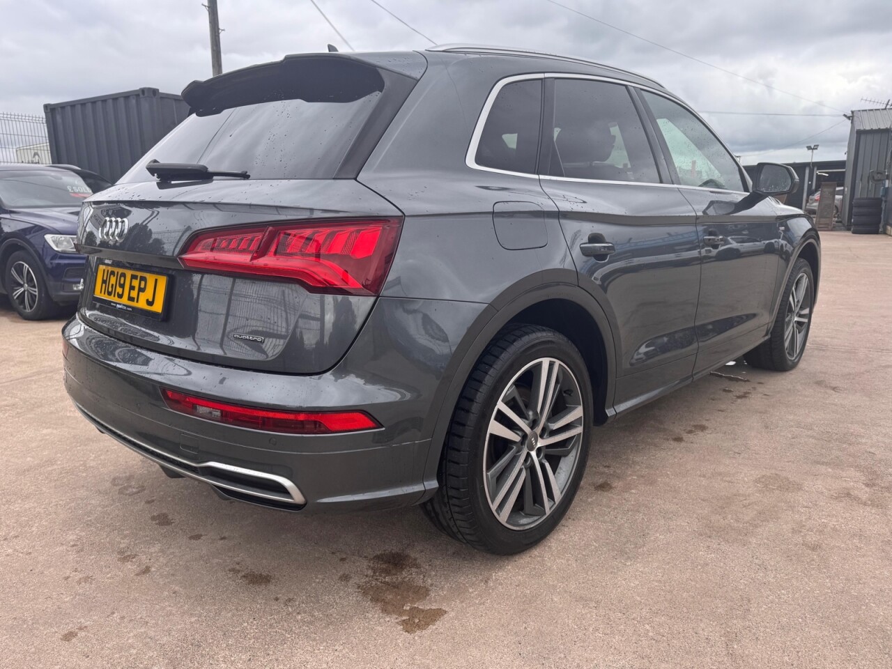 2019 AUDI Q5 S Line - vehicle photo 3 for sale on PureCar