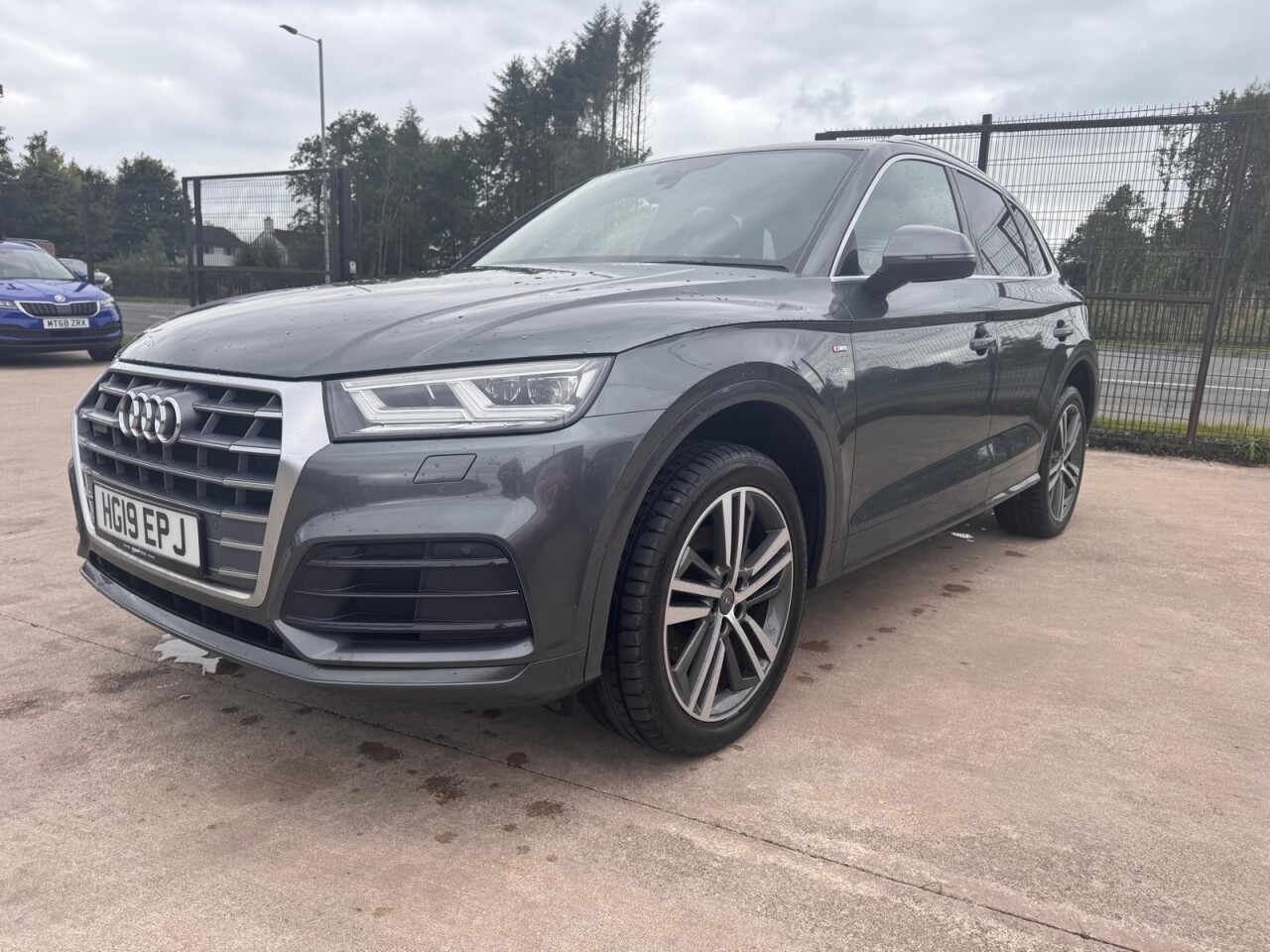 2019 AUDI Q5 S Line - vehicle photo 6 for sale on PureCar
