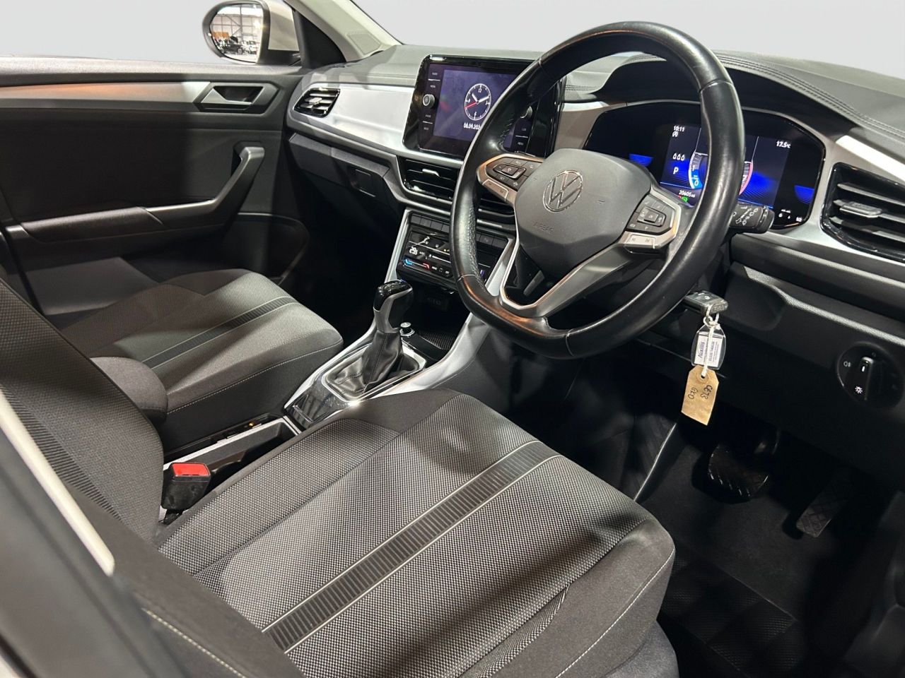 2023 73 VOLKSWAGEN T-ROC