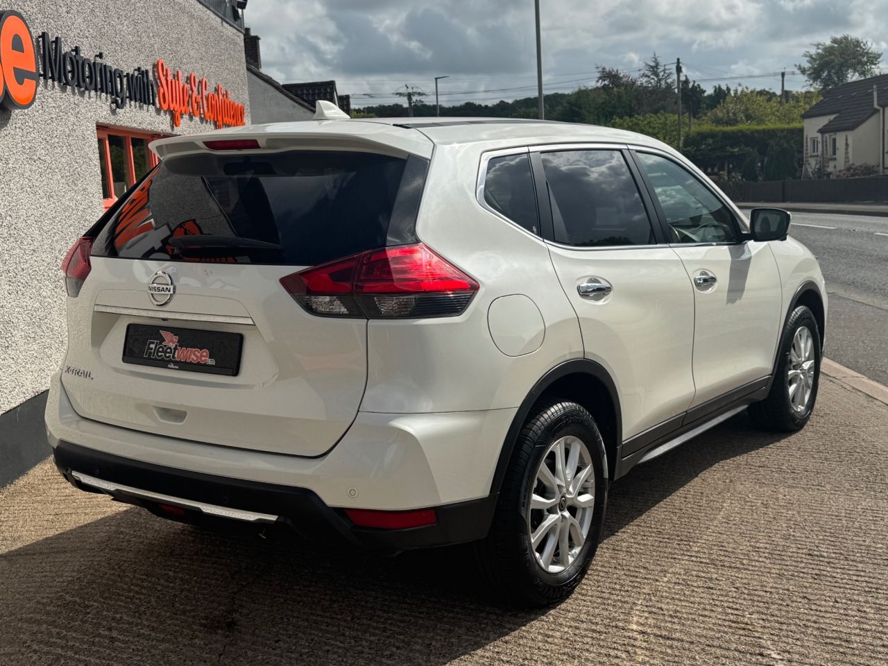 2020 NISSAN X-TRAIL 1.7 dCi Acenta Premium SUV 5dr Diesel Manual Euro 6 (s/s) (150 ps) - vehicle photo 4 for sale on PureCar