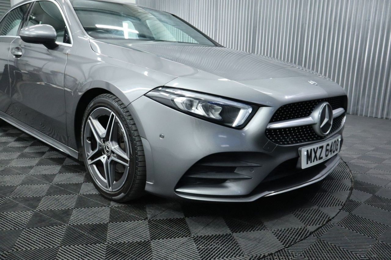 2018 MERCEDES A CLASS 1.3 A200 AMG Line (Executive) Hatchback 5dr Petrol 7G-DCT Euro 6 (s/s) (163 - vehicle photo 9 for sale on PureCar