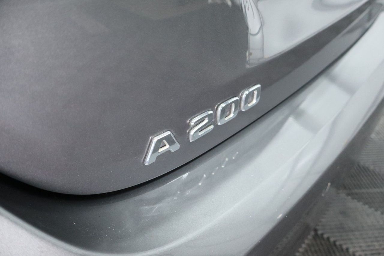 2018 MERCEDES A CLASS 1.3 A200 AMG Line (Executive) Hatchback 5dr Petrol 7G-DCT Euro 6 (s/s) (163 - vehicle photo 15 for sale on PureCar