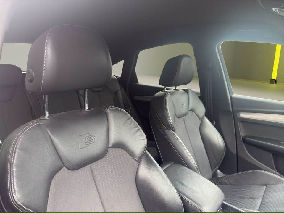 2022 AUDI Q5 S Line - vehicle photo 11 for sale on PureCar