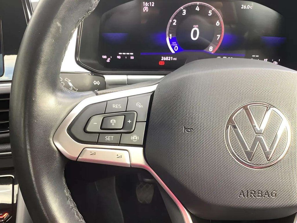 2023 Volkswagen T-Roc — image 14