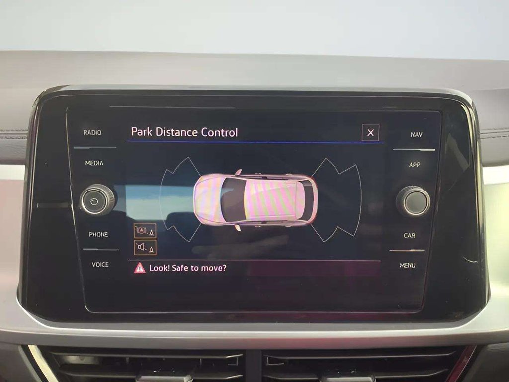 2023 Volkswagen T-Roc — image 16