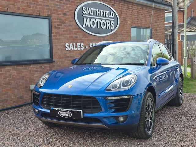 2016 Porsche MACAN