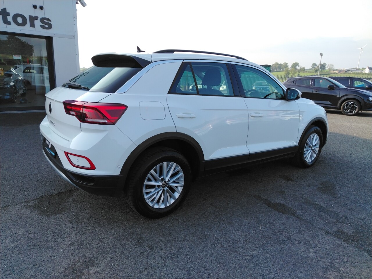 2024 VOLKSWAGEN T-ROC 1.5 TSI Life SUV 5dr Petrol DSG Euro 6 (s/s) (150 ps) - vehicle photo 22 for sale on PureCar