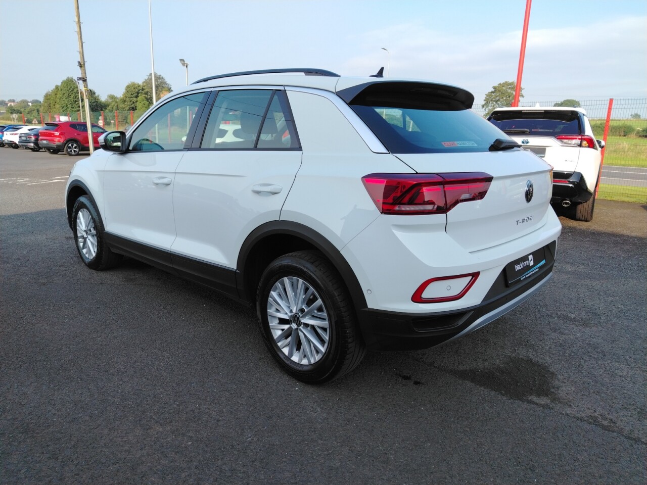 2024 VOLKSWAGEN T-ROC 1.5 TSI Life SUV 5dr Petrol DSG Euro 6 (s/s) (150 ps) - vehicle photo 7 for sale on PureCar