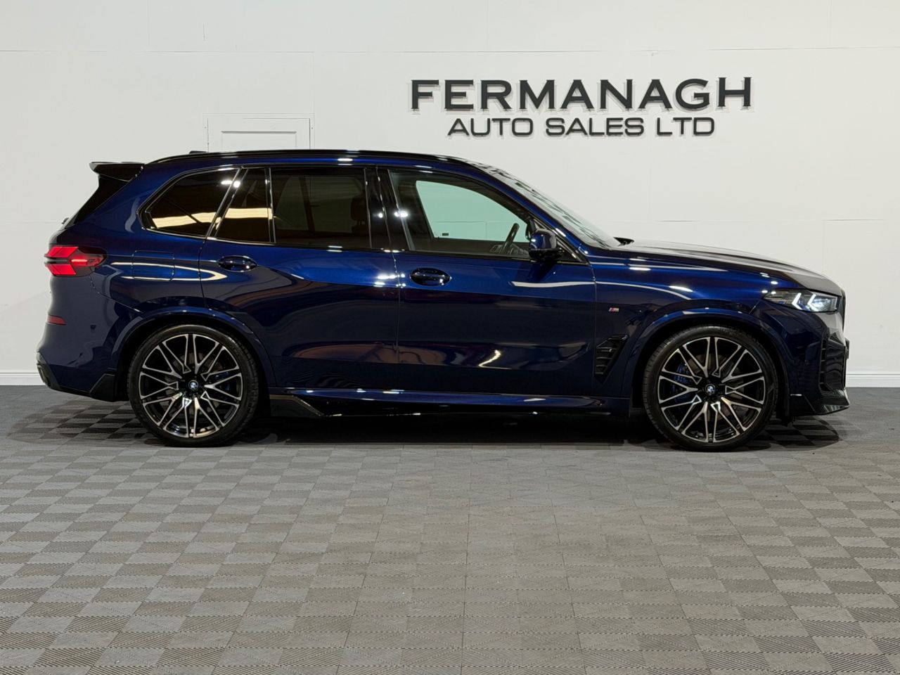 2023 BMW X5 3.0 50e 25.7kWh M Sport SUV 5dr Petrol Plug-in Hybrid Steptronic xDrive Eur - vehicle photo 2 for sale on PureCar