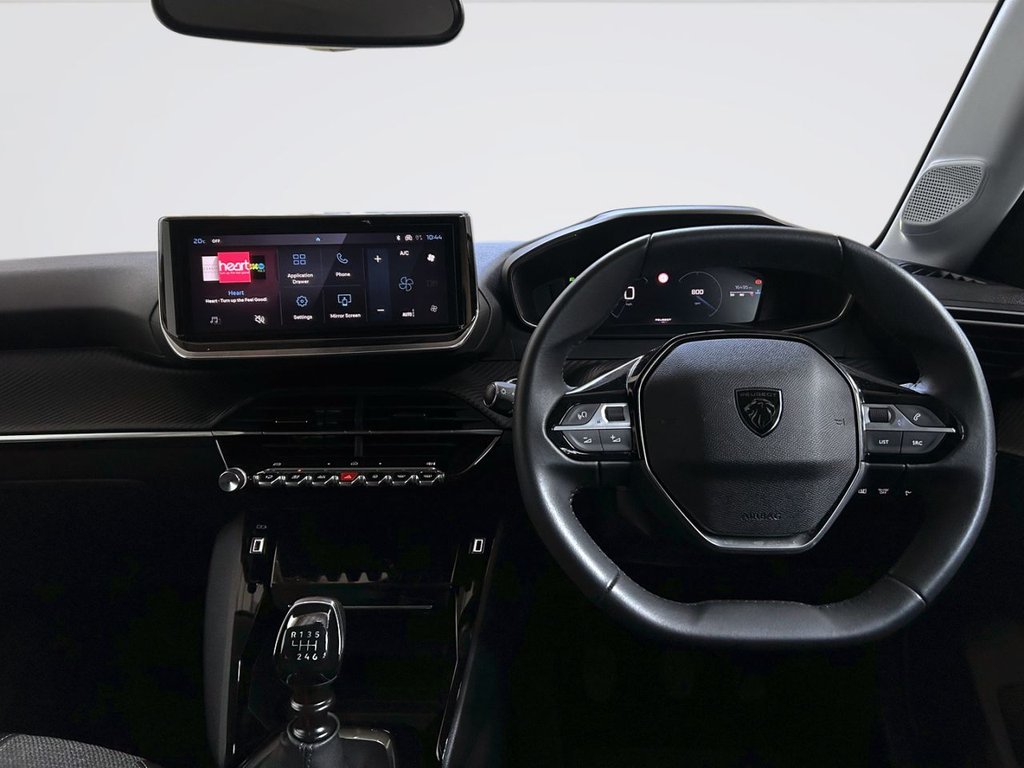2024 Peugeot 208 — image 9