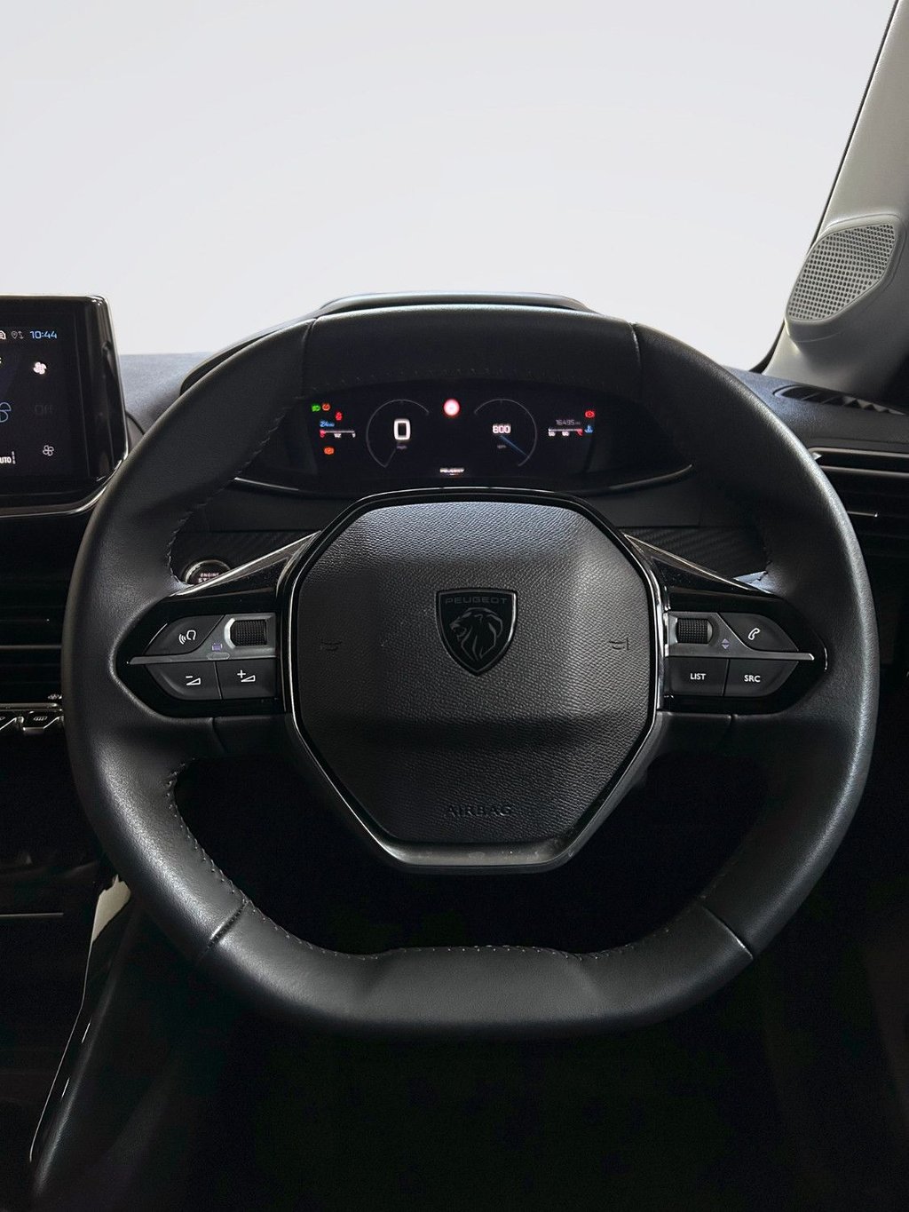 2024 Peugeot 208 — image 10