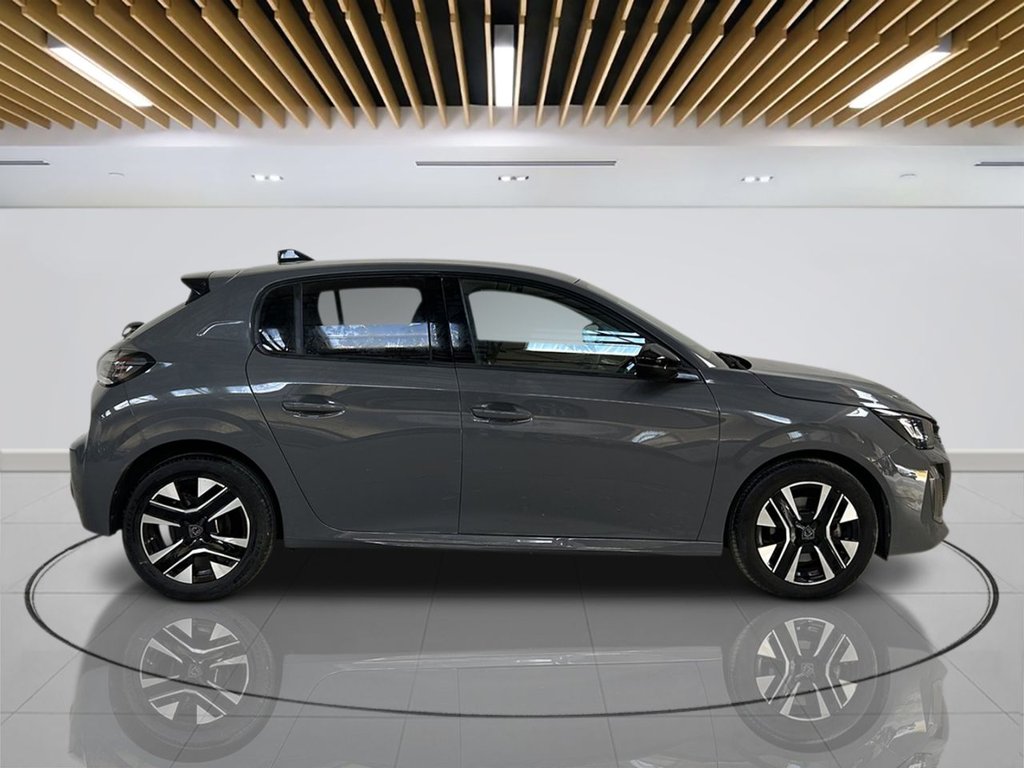 2024 Peugeot 208 — image 5