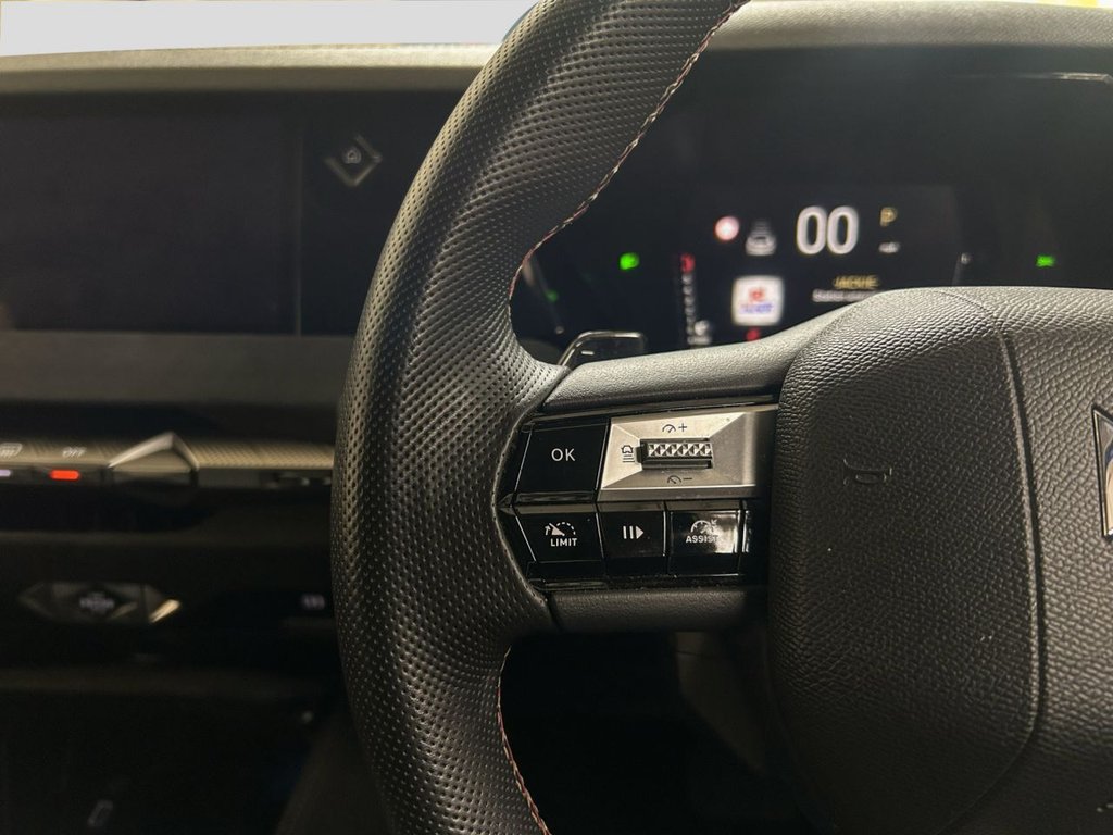 2023 DS DS 4 — image 8