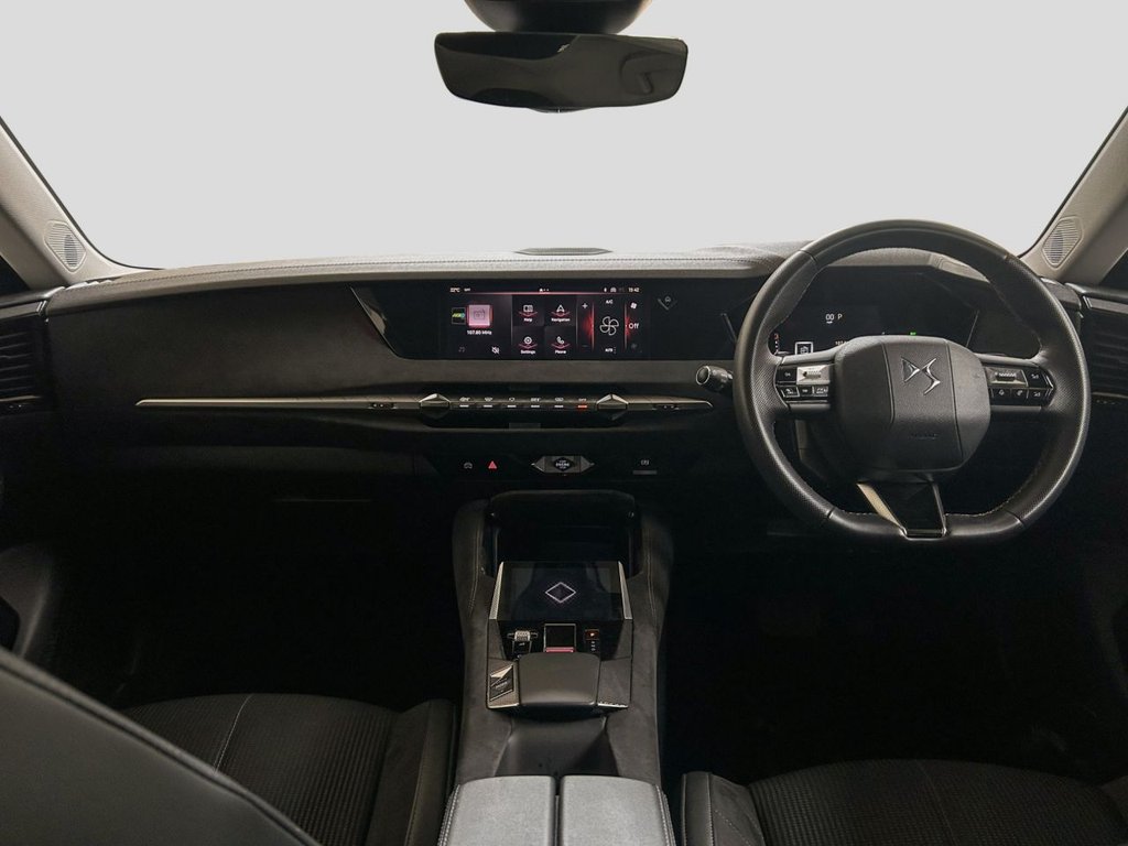 2023 DS DS 4 — image 2
