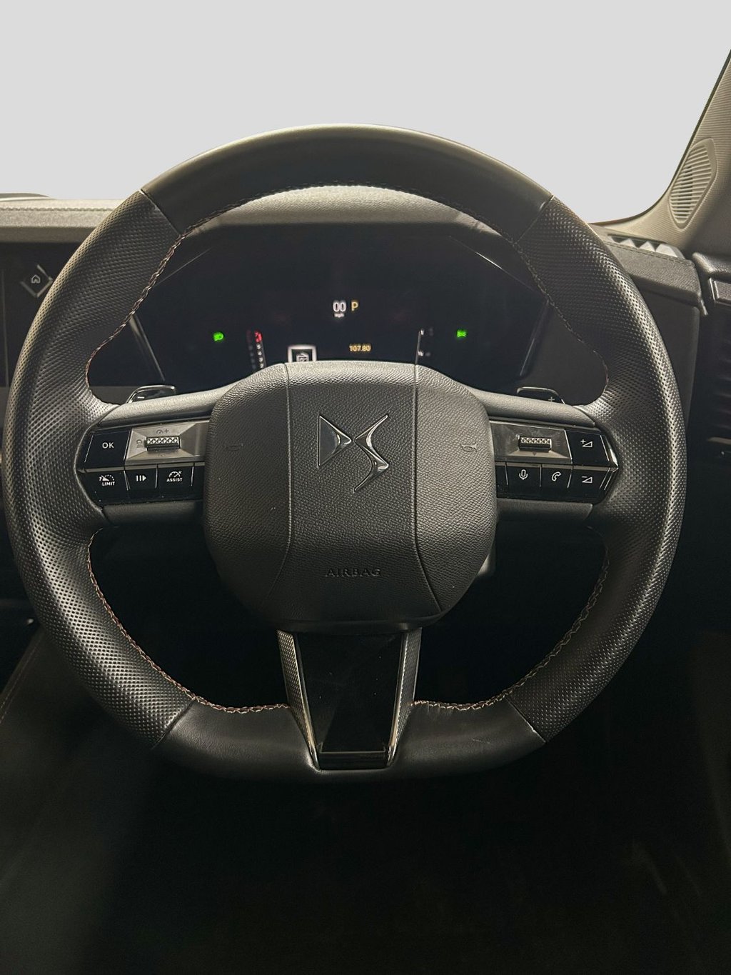 2023 DS DS 4 — image 7