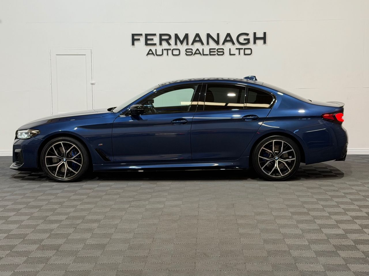 2022 BMW 5 SERIES 3.0 530d MHT M Sport Saloon 4dr Diesel Hybrid Steptronic xDrive Euro 6 (s/s - vehicle photo 5 for sale on PureCar