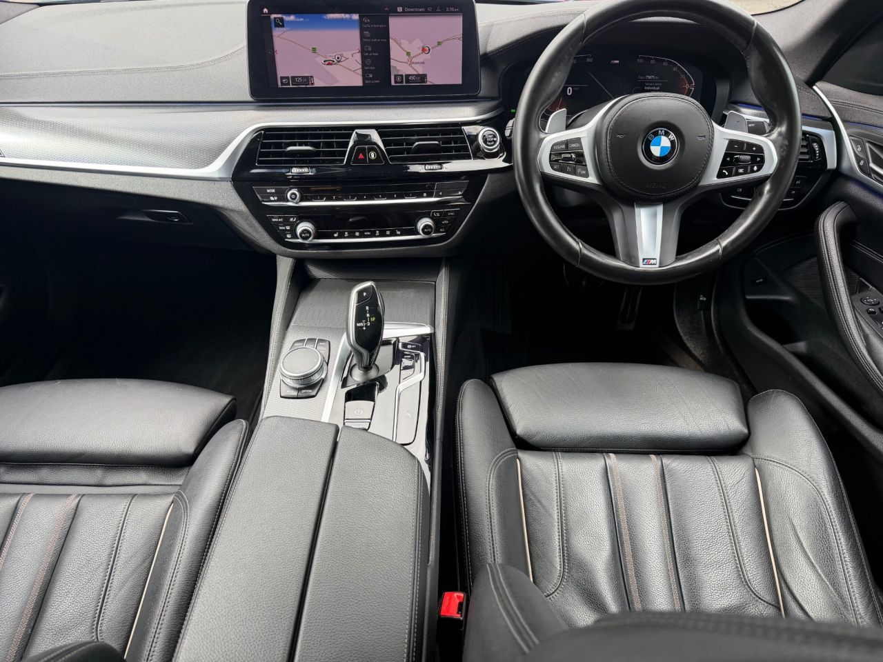 2022 BMW 5 SERIES 3.0 530d MHT M Sport Saloon 4dr Diesel Hybrid Steptronic xDrive Euro 6 (s/s - vehicle photo 10 for sale on PureCar