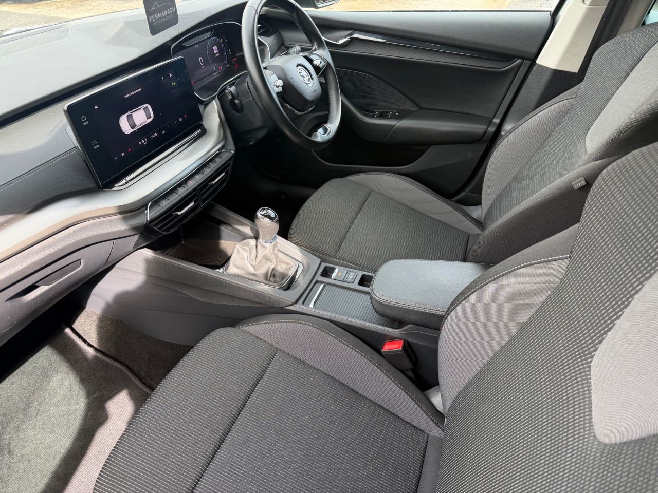 2022 SKODA OCTAVIA 2.0 TDI SE Technology Hatchback 5dr Diesel Manual Euro 6 (s/s) (116 ps) - vehicle photo 11 for sale on PureCar