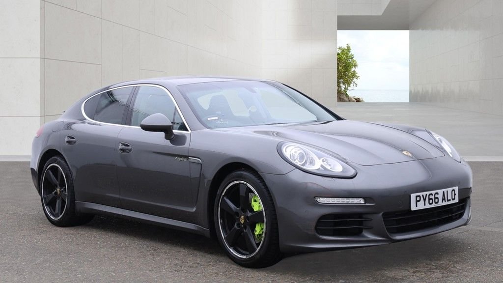 2016 Porsche Panamera