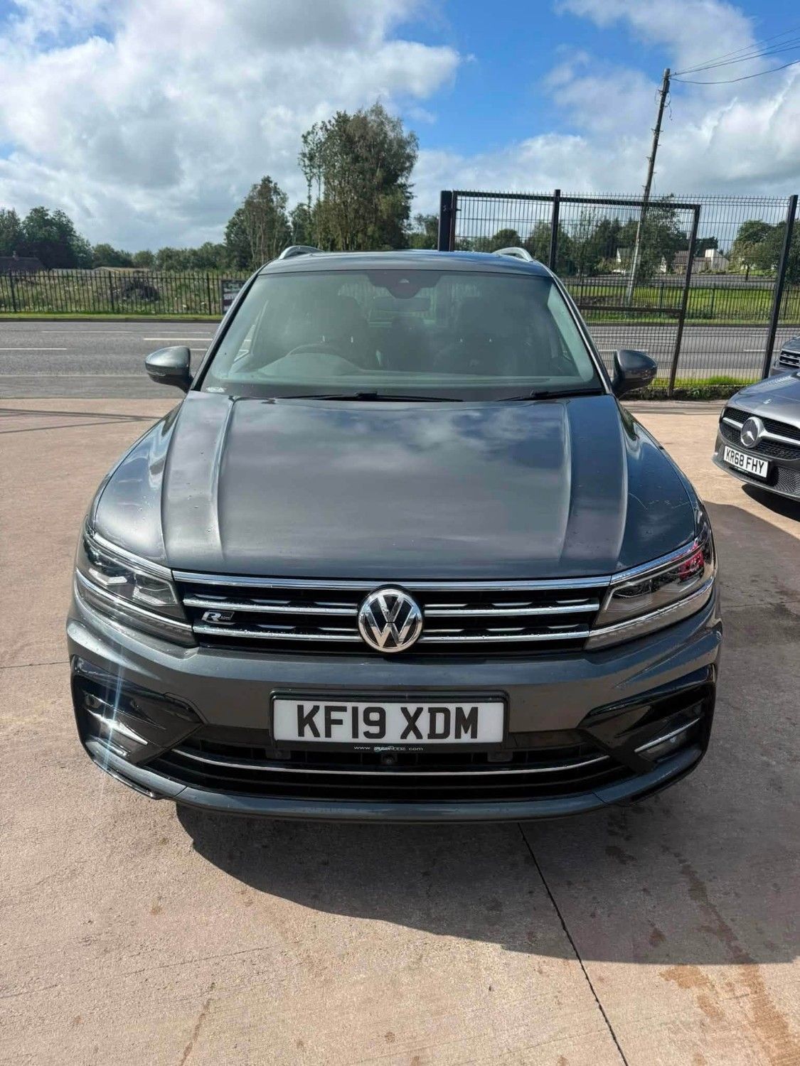 2019 VOLKSWAGEN TIGUAN 2.0 TDI R-Line Tech SUV 5dr Diesel DSG 4Motion Euro 6 (s/s) (190 ps) - vehicle photo 7 for sale on PureCar