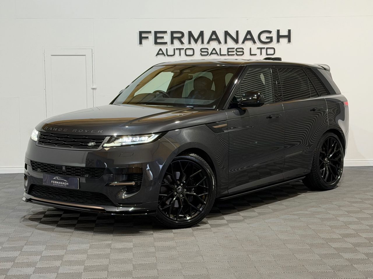 2024 LAND ROVER RANGE ROVER SPORT 3.0 D300 MHEV Dynamic SE SUV 5dr Diesel Auto 4WD Euro 6 (s/s) (300 ps) Pano - vehicle photo 4 for sale on PureCar